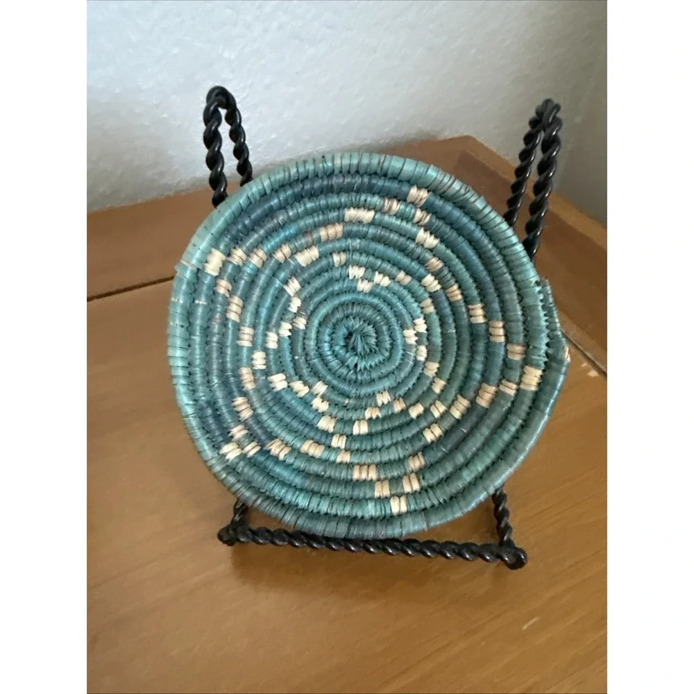 Lot Of Three Vintage Mini Baskets Pine needle, Round Lidded, SW Wedding Style NM